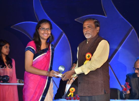Student of the year – 2016 Smruti Mishra